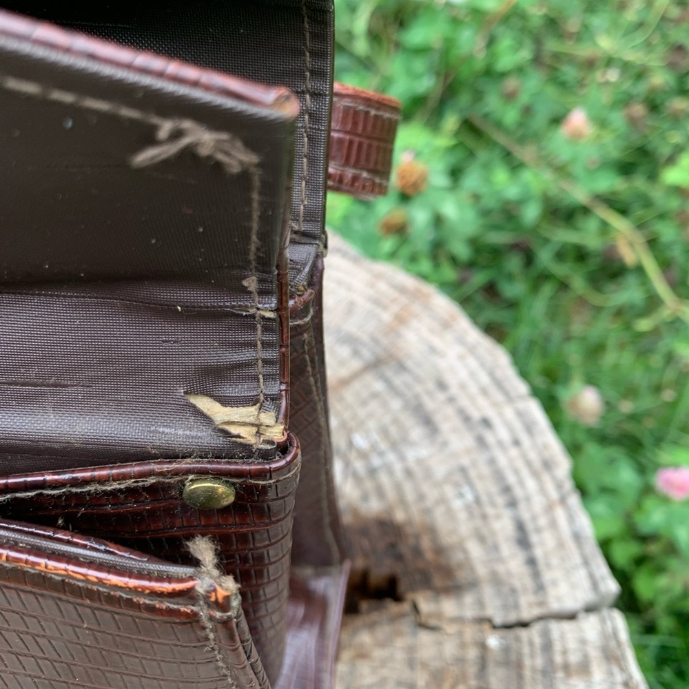 Vintage brown leather ladie’s purse - Picture 8 of 11